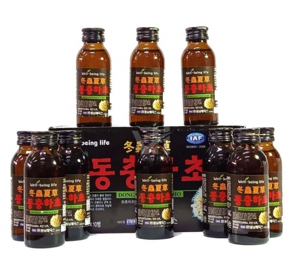 Nước uống bổ dưỡng Đông Trùng Hạ Thảo